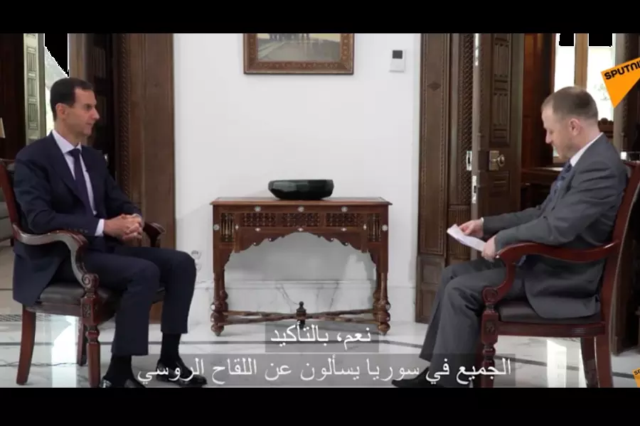 مندوب مبيعات.. الإرهابي "بشار الأسد" يروج لـ اللقاح الروسي ضد كورونا ويرغب بتجربته