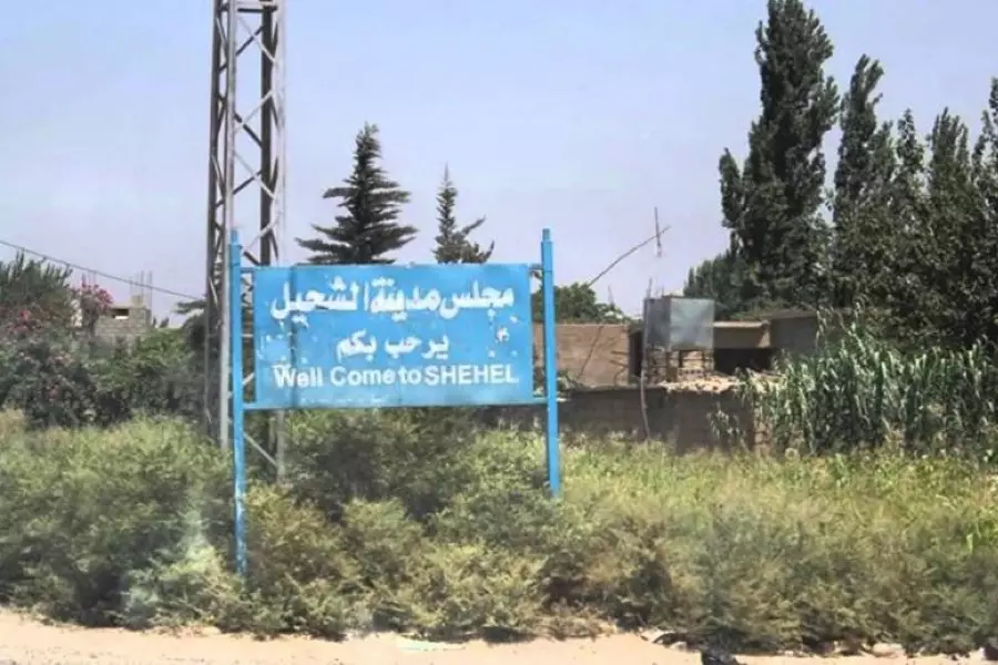 وسط تفاقم الوضع المعيشي ..."قسد" تواصل حصار "الشحيل" ضمن حملتها الأمنية والاعتقالات تتصاعد