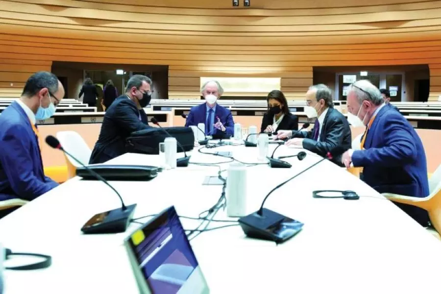 "اللجنة الدستورية" تواصل أعمالها وتناقش مبدأ دستوري قدمه وفد المعارضة