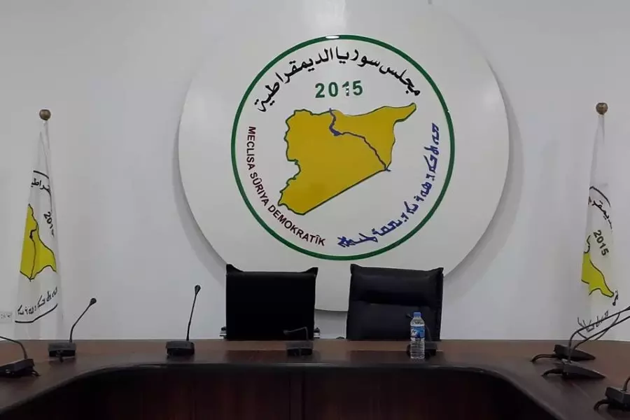 بحثاً عن تطمينات.. مصادر تكشف عن زيارة لوفد من "مسد والإدارة الذاتية" لواشنطن