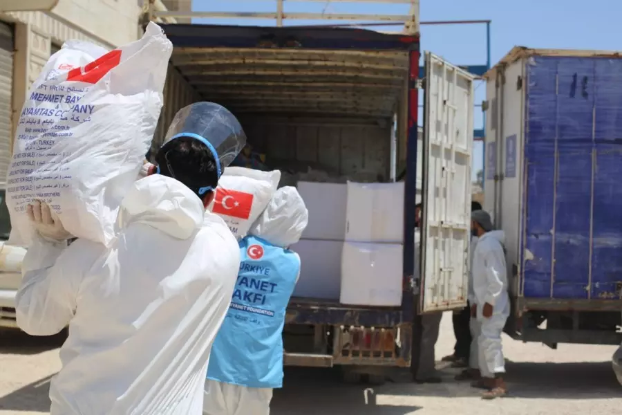 "وقف الديانة التركي" يدخل سرمين لإغاثة سكانها ضمن حملة "نحن معكم"