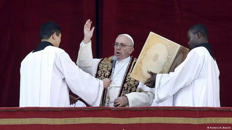 البابا فرنسيس يدعم جهود الأمم المتحدة لاسكات دوي الأسلحة في سوريا