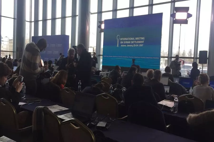 المخاض ينتهي و مفاوضات الـ”أستانا” تنطلق وسط صراع حميم بالتصريحات