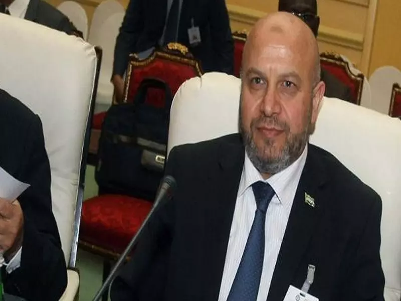 إقالة سفير الائتلاف في قطر .. ولجنة للتحقيق في ملابسات تجديد جوازات السفر