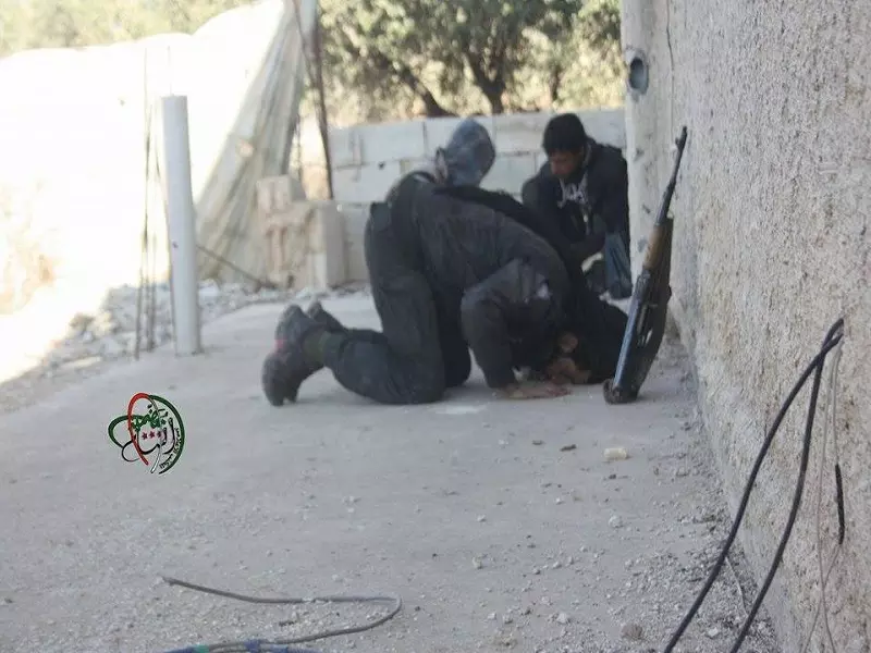 قوات الأسد تتكبد خسائر بشرية  ومادية في داريا والمعضمية ... والمروحيات تقصف نقطة للشبيحة بالخطأ