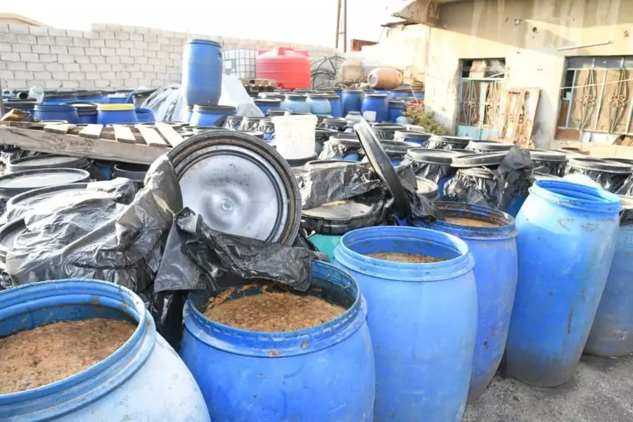 غير صالحة للاستهلاك البشري ... معامل لصناعة مواد غذائية فاسدة قرب دمشق