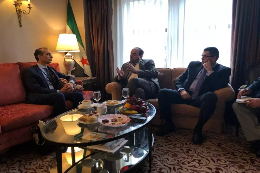 وفد هيئة التفاوض يلتقي مع مبعوث الخارجية الإيطالية الخاص بالملف السوري