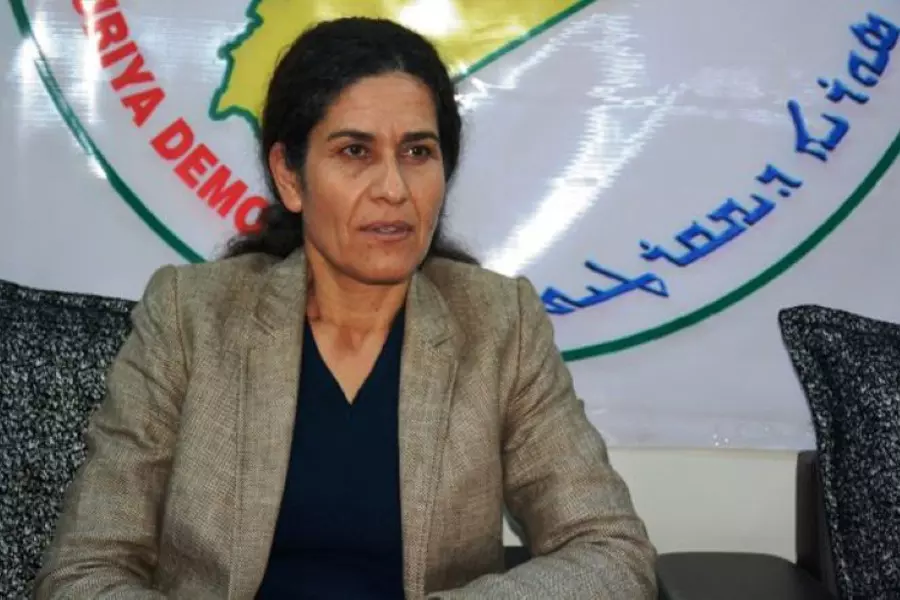 بعد نفيها ... مصادر تؤكد زيارة ثانية لـ "إلهام أحمد" إلى دمشق بهدف استئناف التفاوض