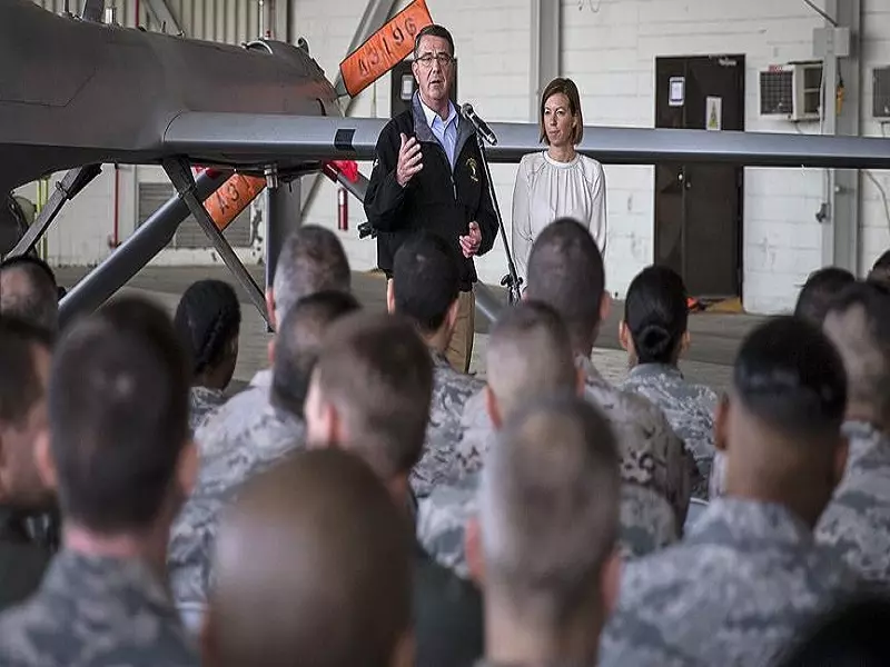 كارتر :روسيا لا تتصرف باحترافية في سوريا و هزيمة داعش سيضع حداً للحرب فيها