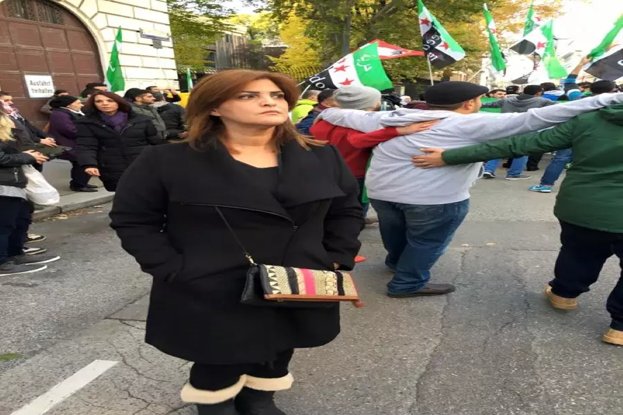 في النقد السياسي للمعارضة السورية