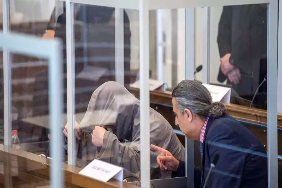 مجلة: محاكمة مسؤولي النظام بألمانيا تقضي على آمال "الأسد" بتطبيع العلاقات مع أوروبا