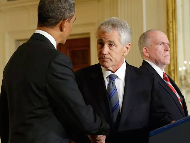 "إقالة" هيغل.. تخبط أوباما في سورية