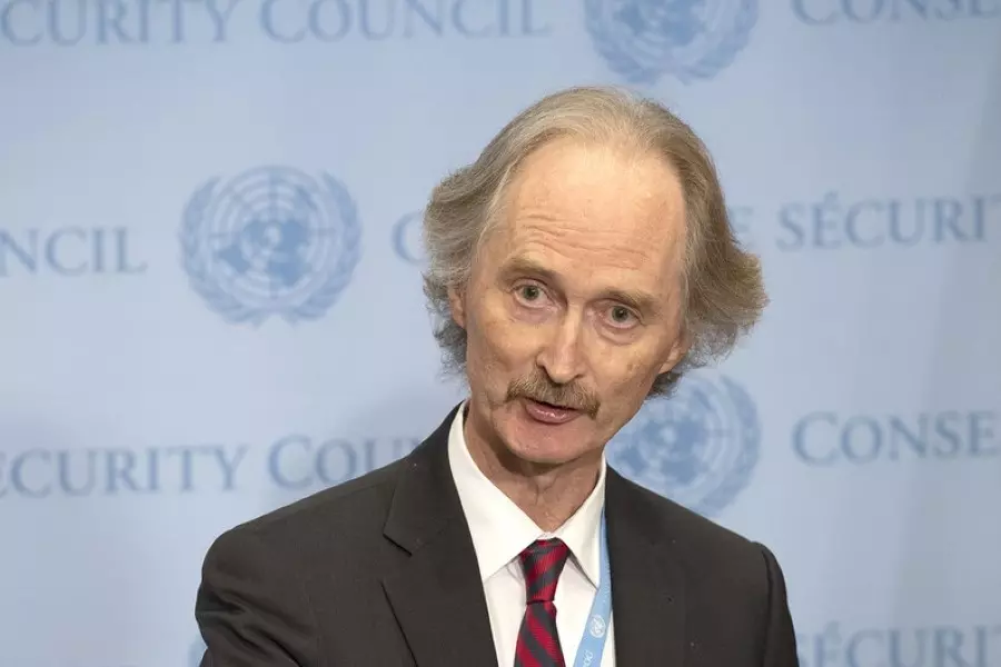 بيدرسن يجري محادثات في القاهرة قبل يومين من بدء أعمال اللجنة الدستورية السورية بجنيف