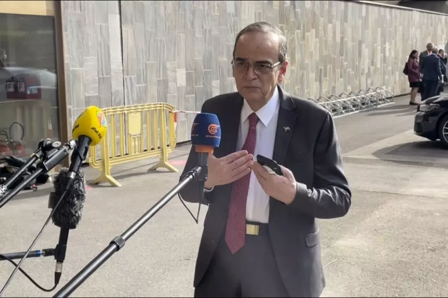 واشنطن ترحب بانطلاق مفاوضات اللجنة الدستورية بين "النظام والمعارضة"