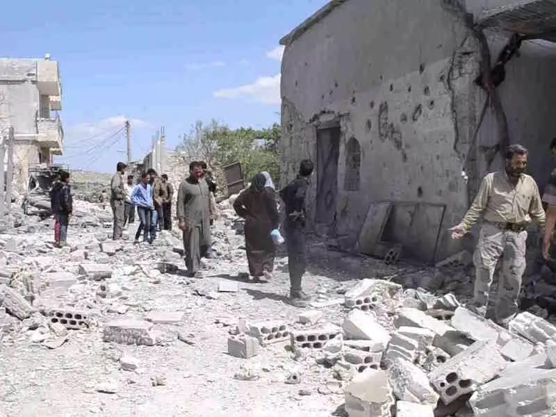 الشعب السوري بين الدب الروسي والفخ