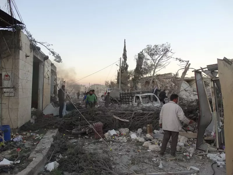 يوم دامِ ومرعب في حلب ... مئات الغارات الروسية ... ومجازر مروعة