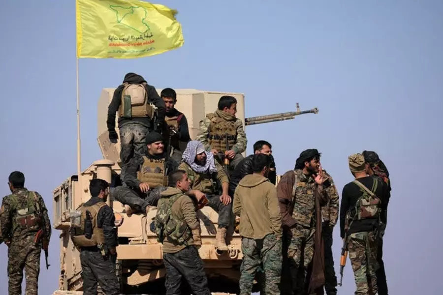 بحجة "المخالفات" .. ميليشيا "قسد" تهدم منازل المدنيين بريف الحسكة