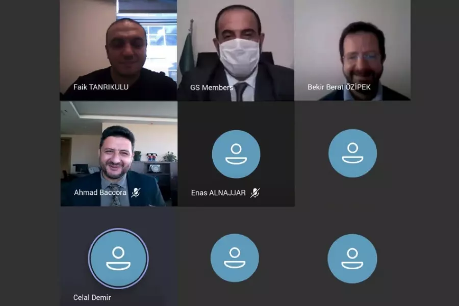 الائتلاف يُكرم كاتبين تركيين لدورهما في تصحيح المفاهيم الخاطئة عن السوريين في تركيا