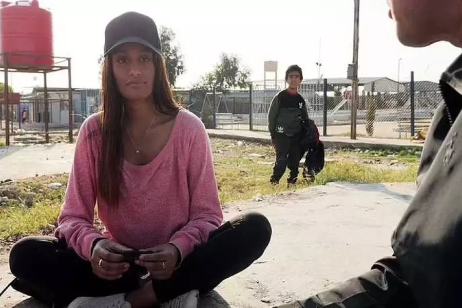 "شميمة بيغوم" لـ "جونسون": بقائي في مخيم روج يعرض حياتي للخطر