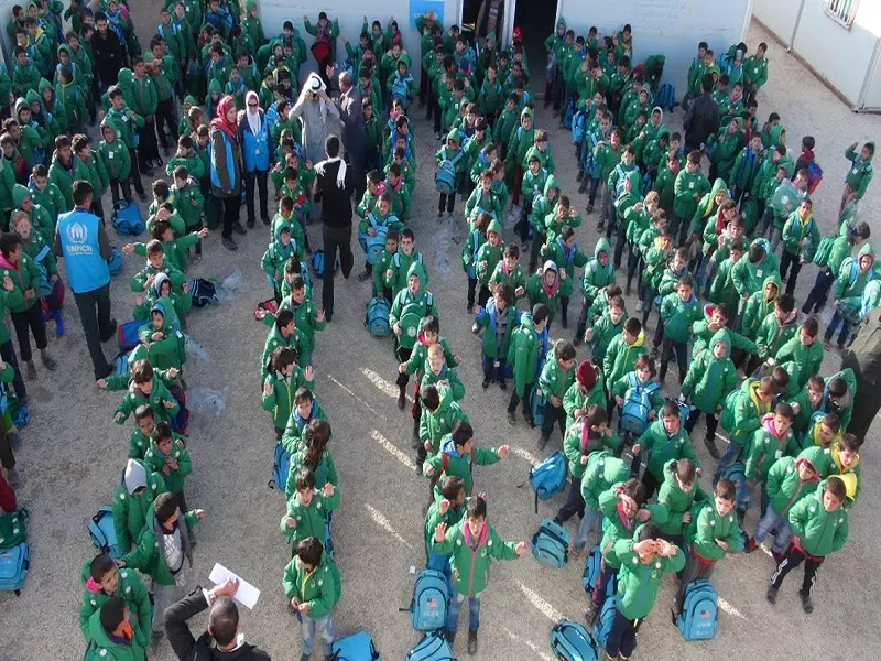 مشروع "شقيقي بالعلم نعمرها" وفر 45 ألف حقيبة مدرسية للاجئي الزعتري