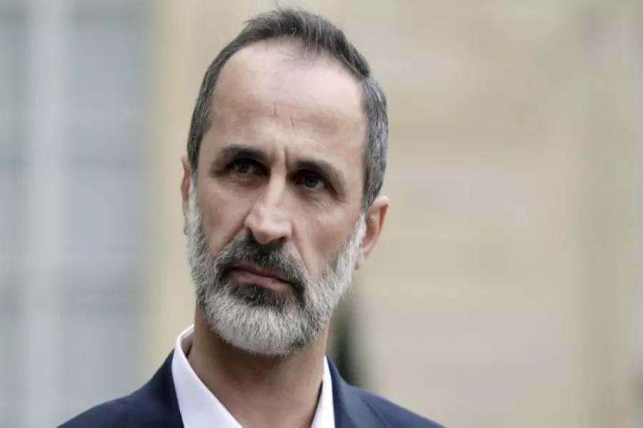 طوق النجاة السوري بين روسيا ومعاذ الخطيب