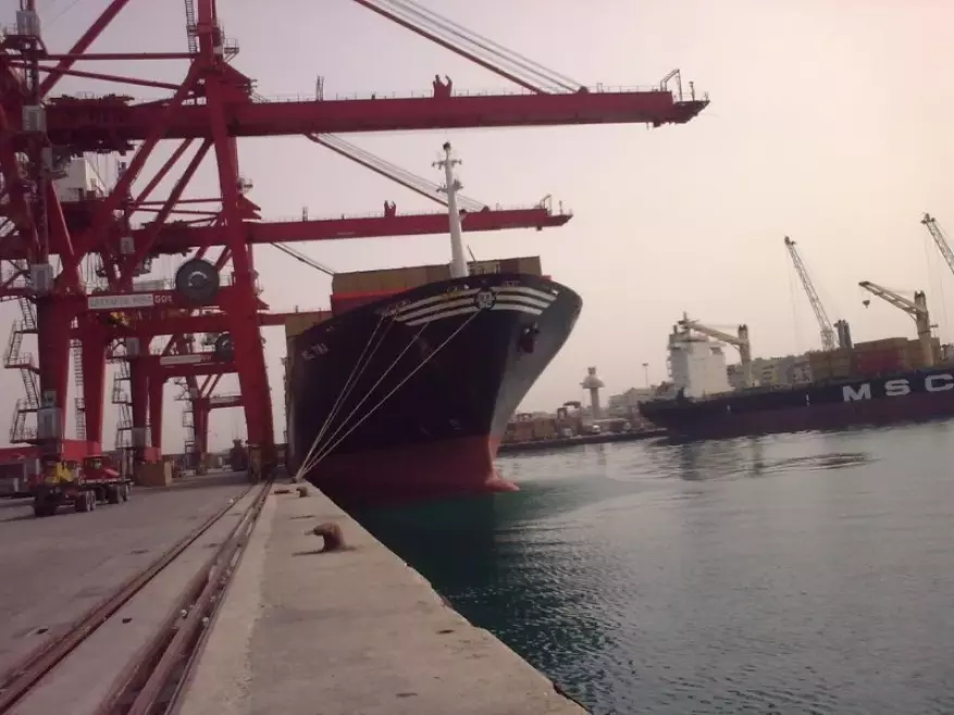 خسائر بالمليارات ومنشآت مدمرة من حصة إيران .. النظام يزعم استعادة 80% من عافية القطاع الصناعي