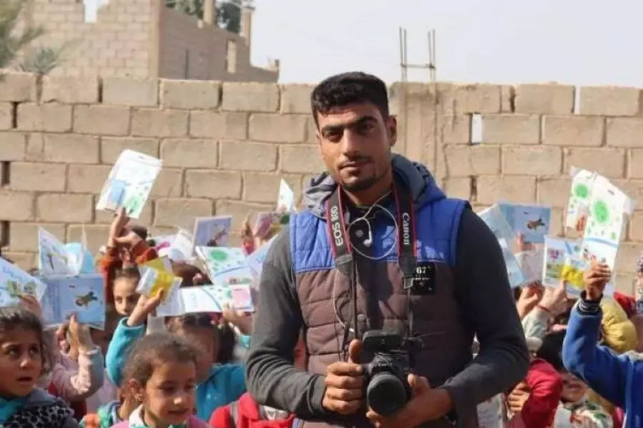 لحديثه مع "منسقة التحالف" .. "قسد" تعتقل إعلامياً في مشفى بدير الزور