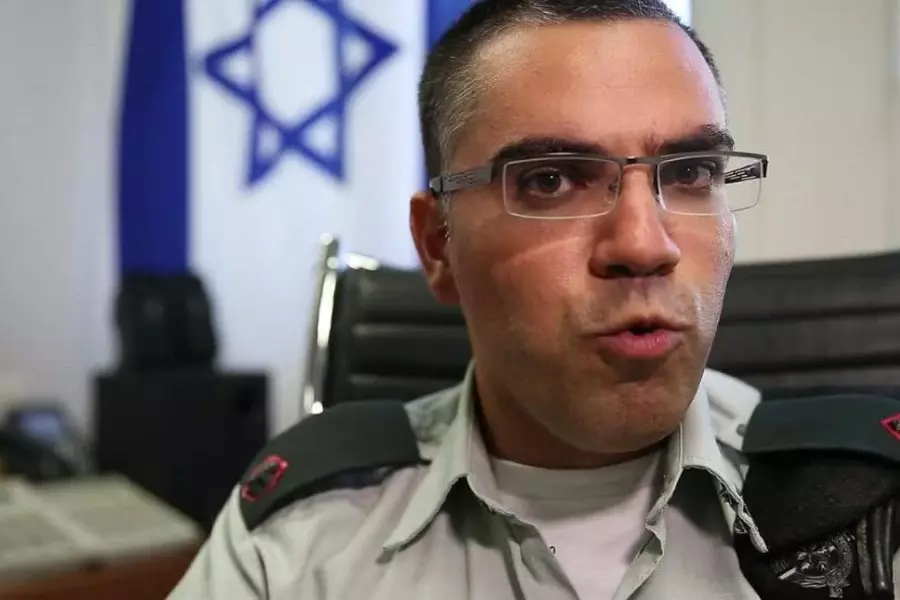 أدرعي يرد على "نصرالله" ويتهمه بتدبير مقتل القيادي في الحزب "مصطفى بدر الدين"