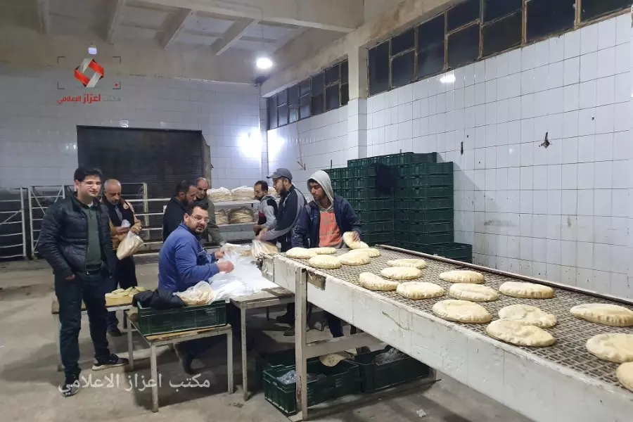 الربطة الواحدة بـ "2 ليرة تركية" .. محلي إعزاز يحدد سعر مادة الخبز المدعوم