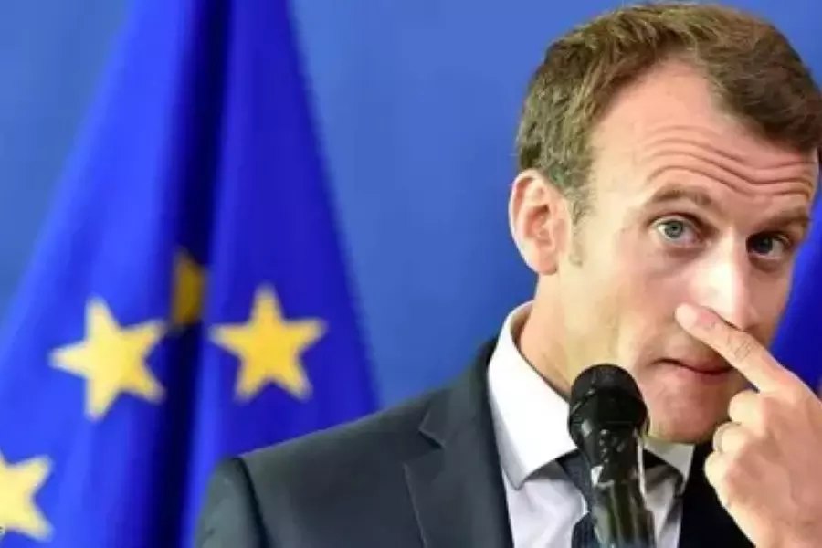 منظمات حقوقية تطالب "ماكرون" بعدم حماية ضابط سوري متورط بجرائم حرب