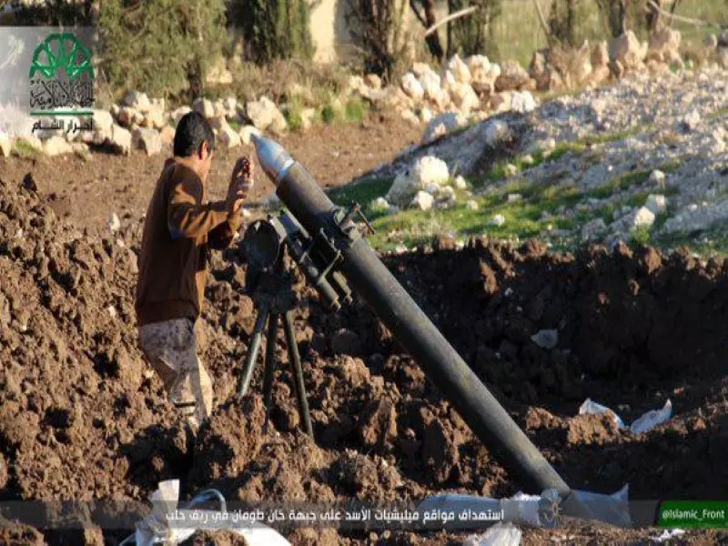 معارك طاحنة في خان طومان.. وقوات الأسد تتقدم تحت غطاء جوي مكثف