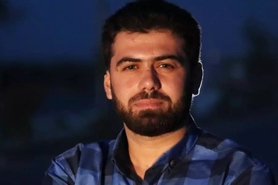 نشطاء يطالبون "الإنقاذ" بالإفراج عن الناشط "فايز الدغيم" المعتقل لديها بقضية جنائية