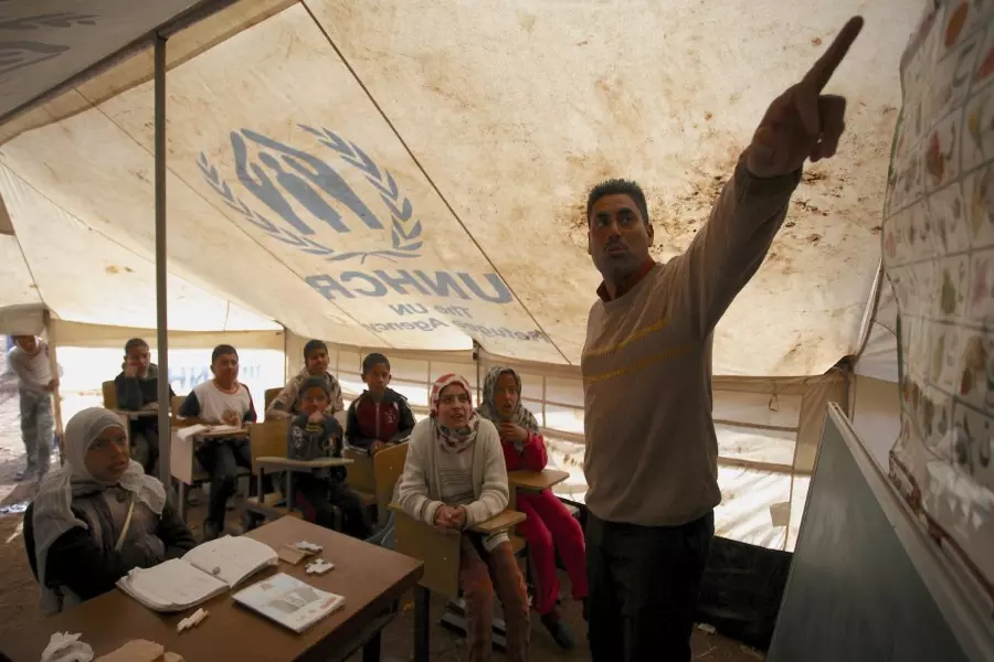 الائتلاف: اليوم العالمي للمعلمين مناسبة لتذكير المجتمع الدولي بمسؤولياته تجاه التعليم بسوريا