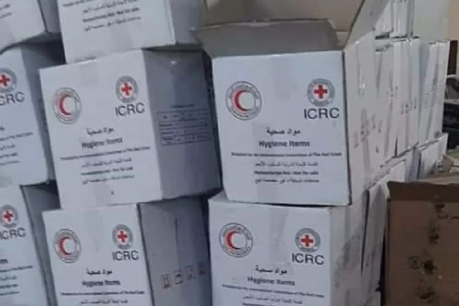 غرامات بقيمة 42 مليون ليرة .. النظام يصادر مستودعا للمساعدات بذريعة الاتجار غير المشروع