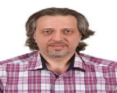 الحفاظ على المؤسسات شعار خادع