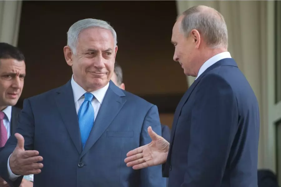 نتنياهو يسعى للقاء بوتين لإقناعه بوقف تزويد "الأسد" بمنظومة الدفاع الجوي "أس 300"