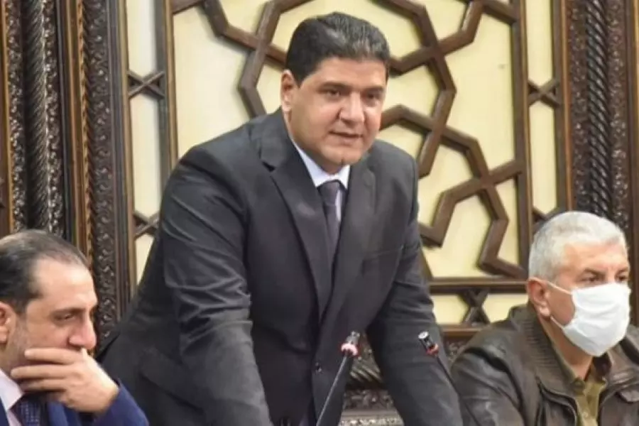 بعد شهرين لن يكون هناك فروج للمواطن .. نائب بـ "مجلس التصفيق" يحذر ويهاجم وزارة التموين