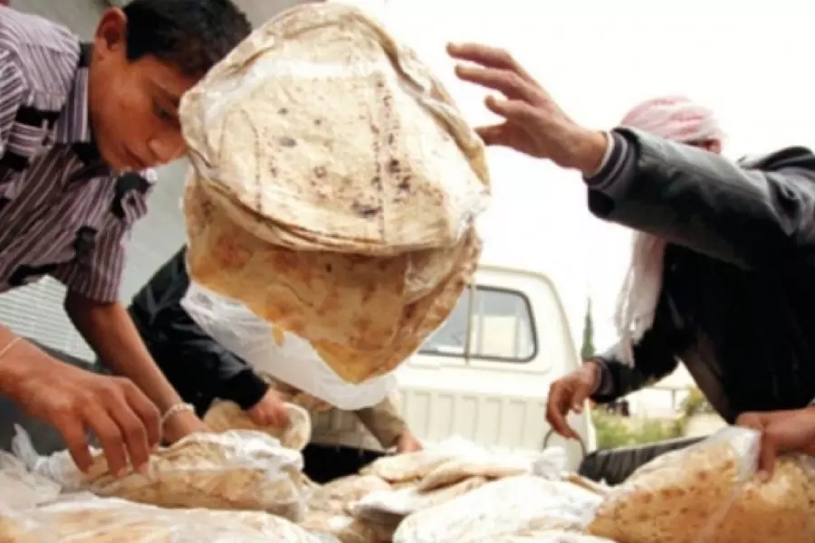 وسط تجاهل النظام ... انقطاع الخبز عن مناطق بدرعا لليوم الثاني