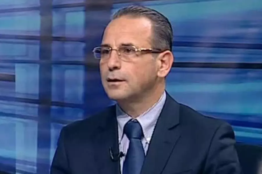 وزير صحة النظام يُشيد بشجاعة قطاعهم الصحي بمواجهة كورونا ويطالب برفع العقوبات