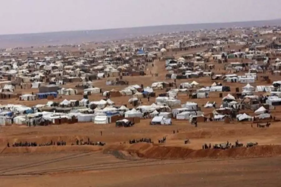 النازحون في مخيم الركبان بلا أية مساعدات لأربعة أشهر