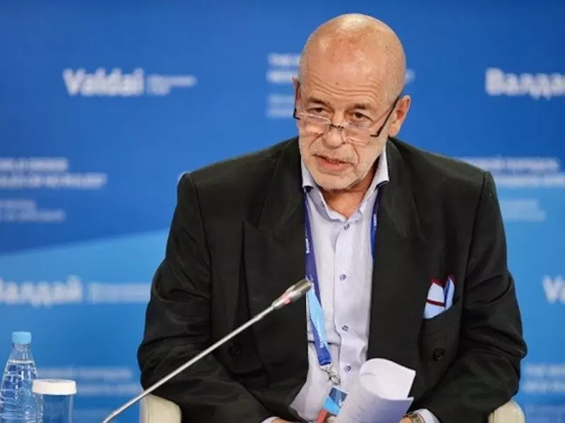 لقاء موسكو وفضيحة النظام