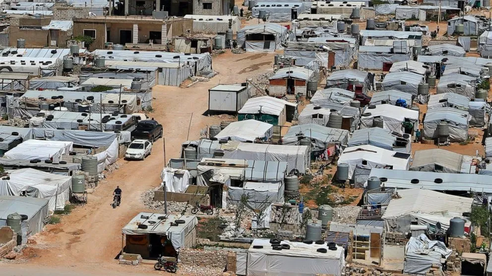 "الشبكة السورية" تُناشد الدول المانحة لزيادة الدعم للاجئين السوريين في عرسال