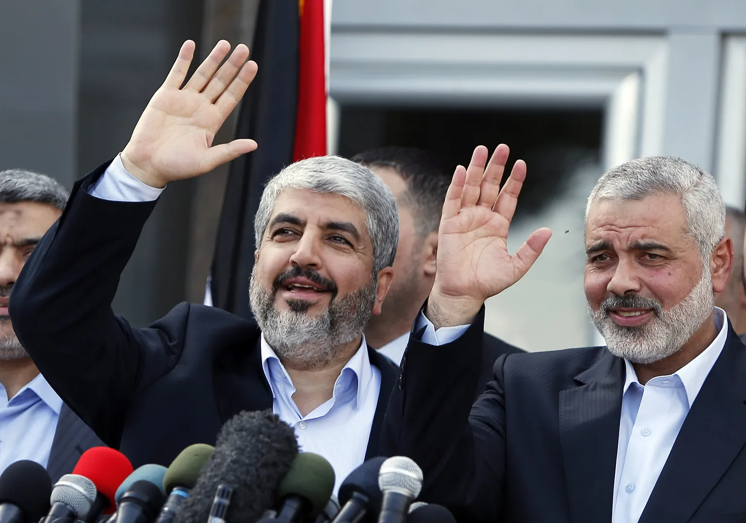 جدل وخلافات داخل "حماس" بشأن عودة العلاقات مع نظام الأسد "الملطخة يداه بالدماء"