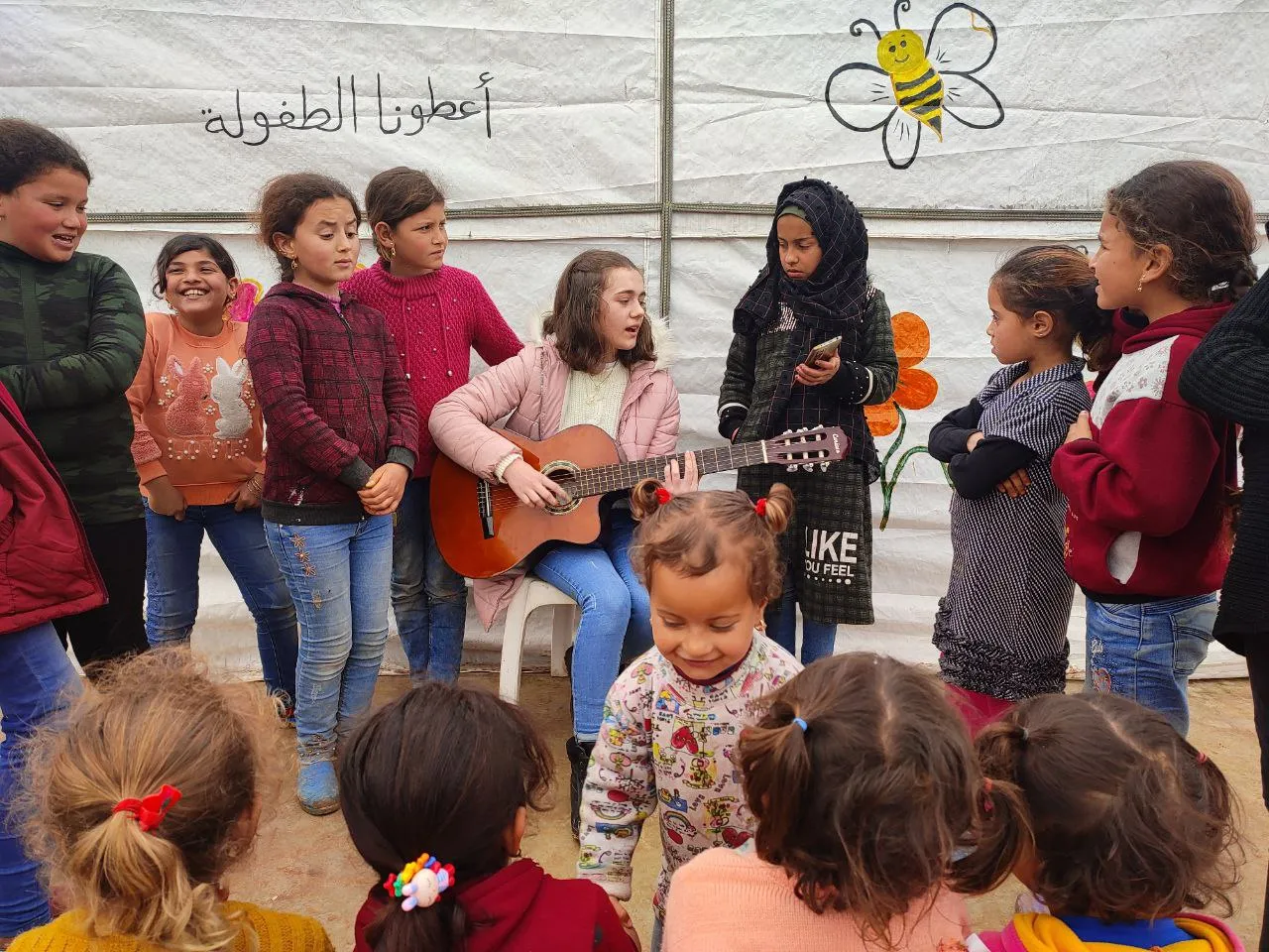 "الشبكة السورية" تُعلن قبول ترشيح الطفلة الكردية "سيرين نعسان" لجائزة السلام الدولية للأطفال 2022