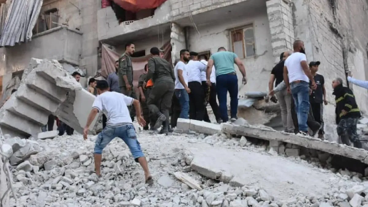 القصف السابق أبرز الأسباب .. مئات الأبنية مهددة بالانهيار في حلب