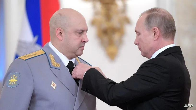 تحقيق يكشف تورط قائد القوات الروسية في أوكرانيا بصفقات فساد في سوريا