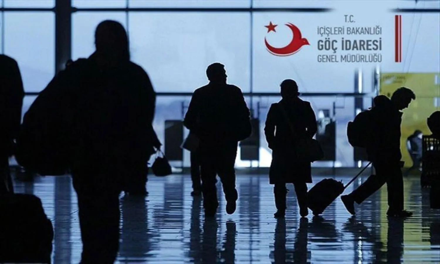 "إدارة الهجرة التركية" تعقد اجتماعاً موسعاً للسوريين في اسطنبول وهذه مخرجاته