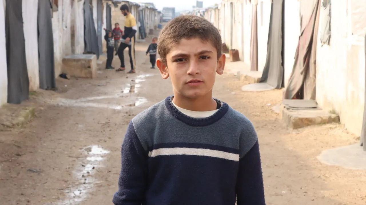 طفل في مخيم بريف إدلب