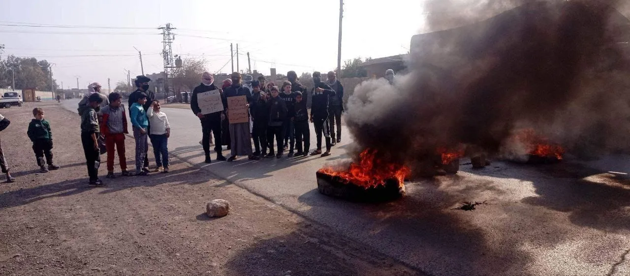 احتجاجات مستمرة للمطالبة بمحاسبة مرتكبي جريمة قتل امرأتين بدير الزور