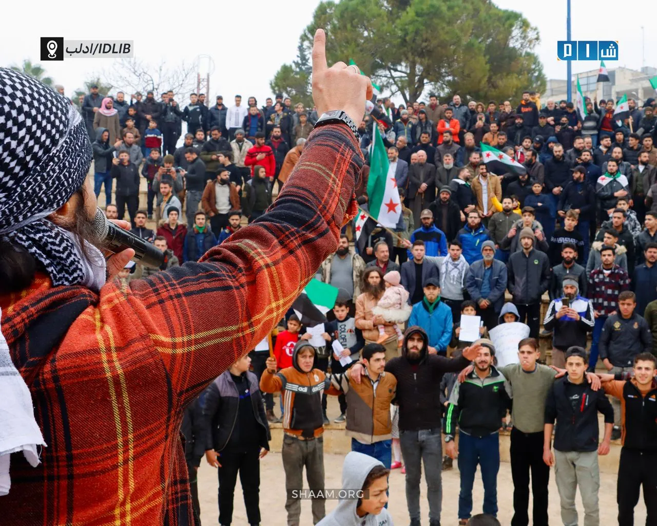 مظاهرات شعبية غاضبة رفضاً للمصالحة والتقارب مع نظام الأسد